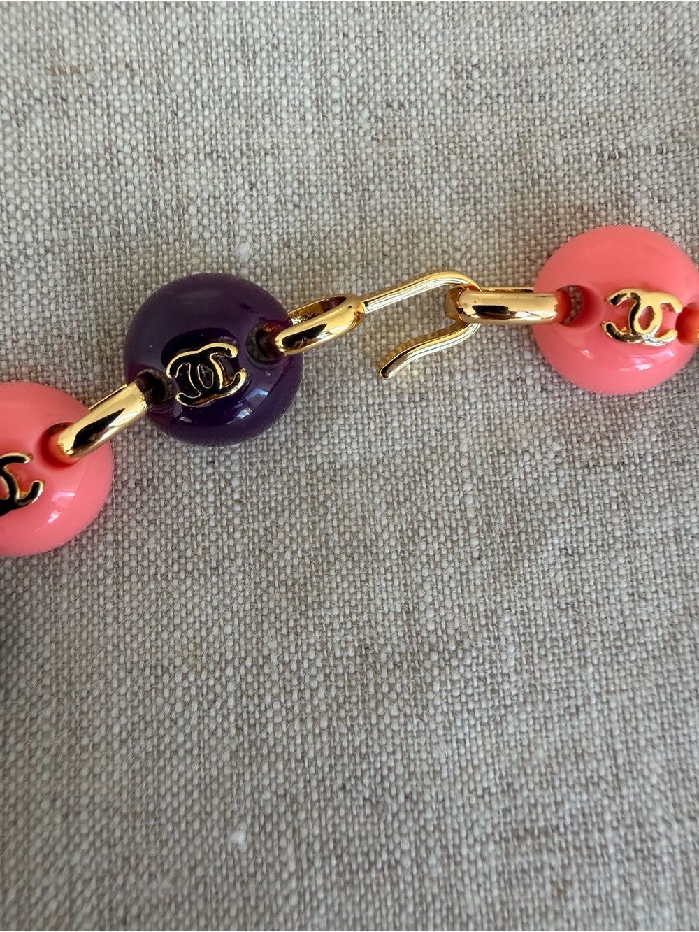 🍭CHANEL Multicolor Button Link Necklace with Gold-Tone Hardware🍭 - Picture 10 of 12